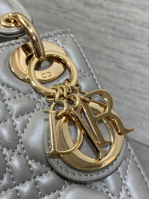Christian Dior lady Sange Saiz：17*15*7cm