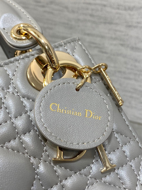 Christian Dior lady Sange Saiz：17*15*7cm