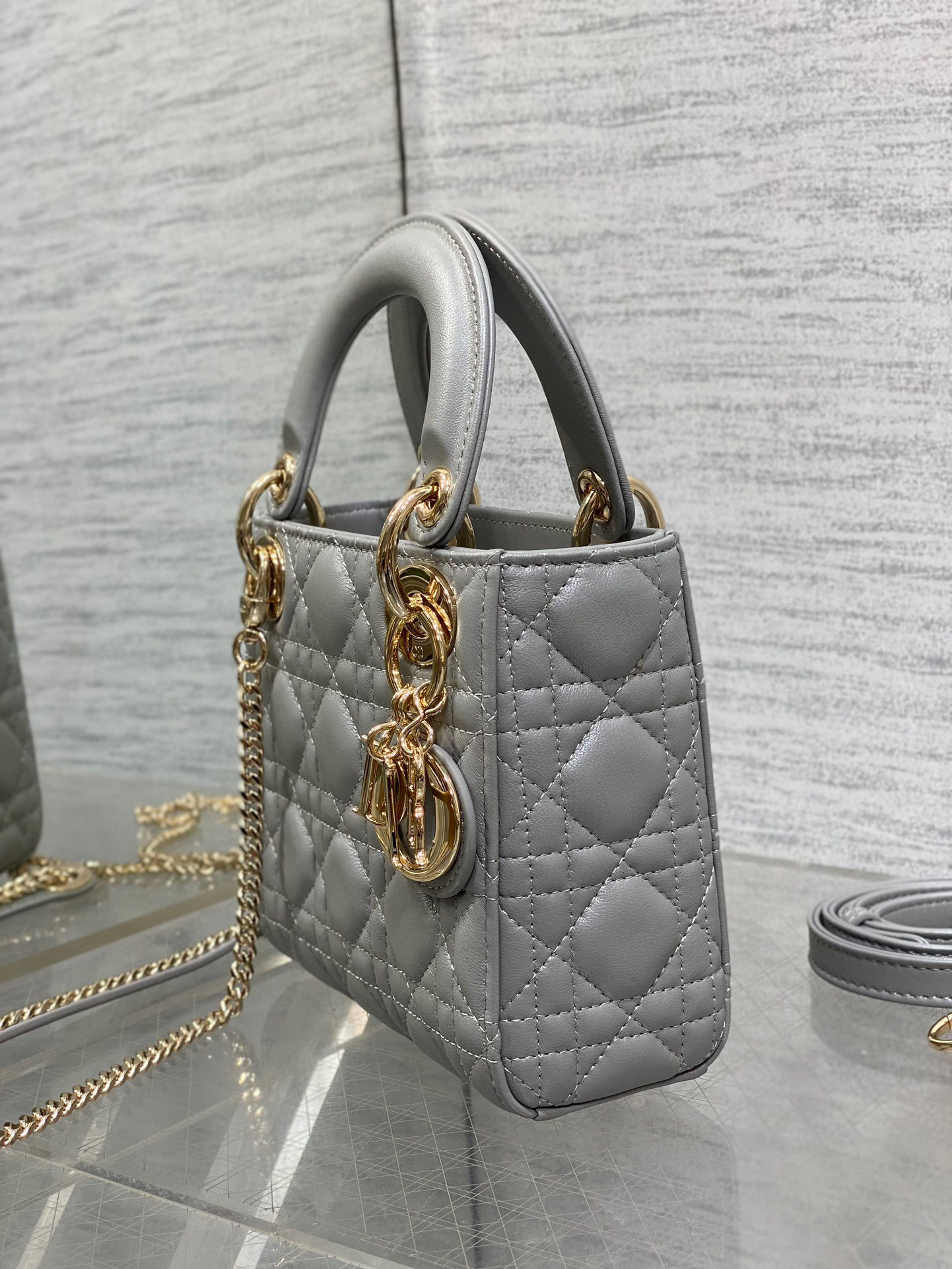 Christian Dior lady Sange Saiz：17*15*7cm