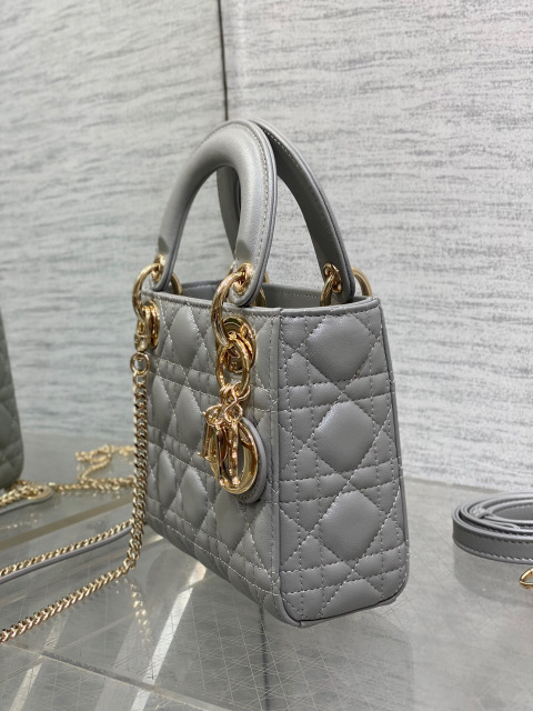 Christian Dior lady Sange Saiz：17*15*7cm