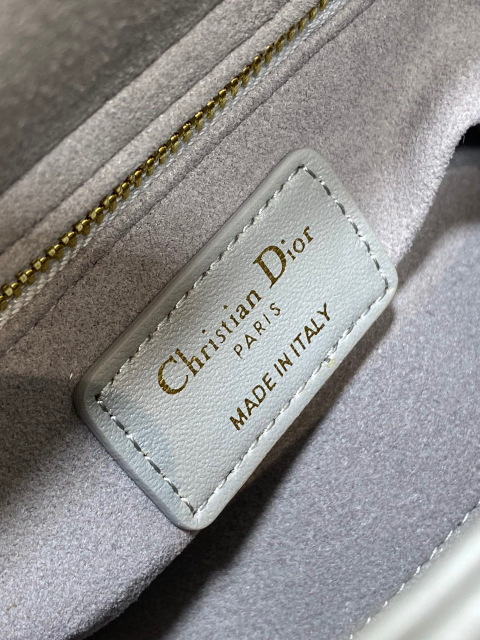 Christian Dior lady Sange Saiz：17*15*7cm