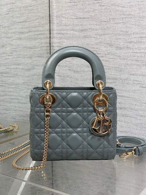 Christian Dior lady Sange Size：17*15*7cm