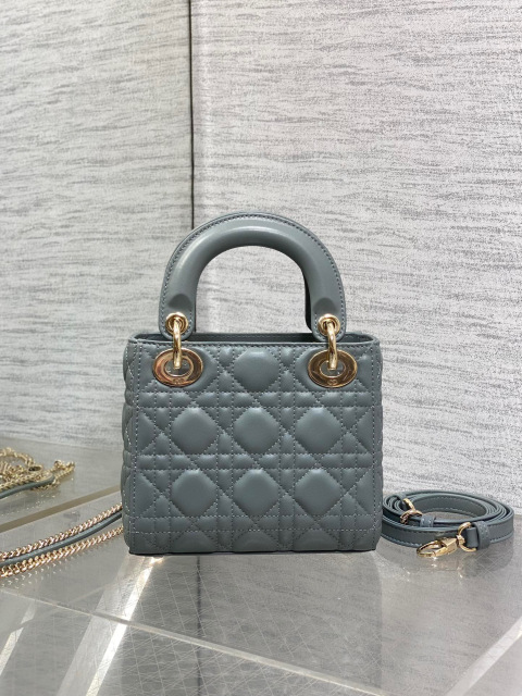 Christian Dior lady Sange Size：17*15*7cm