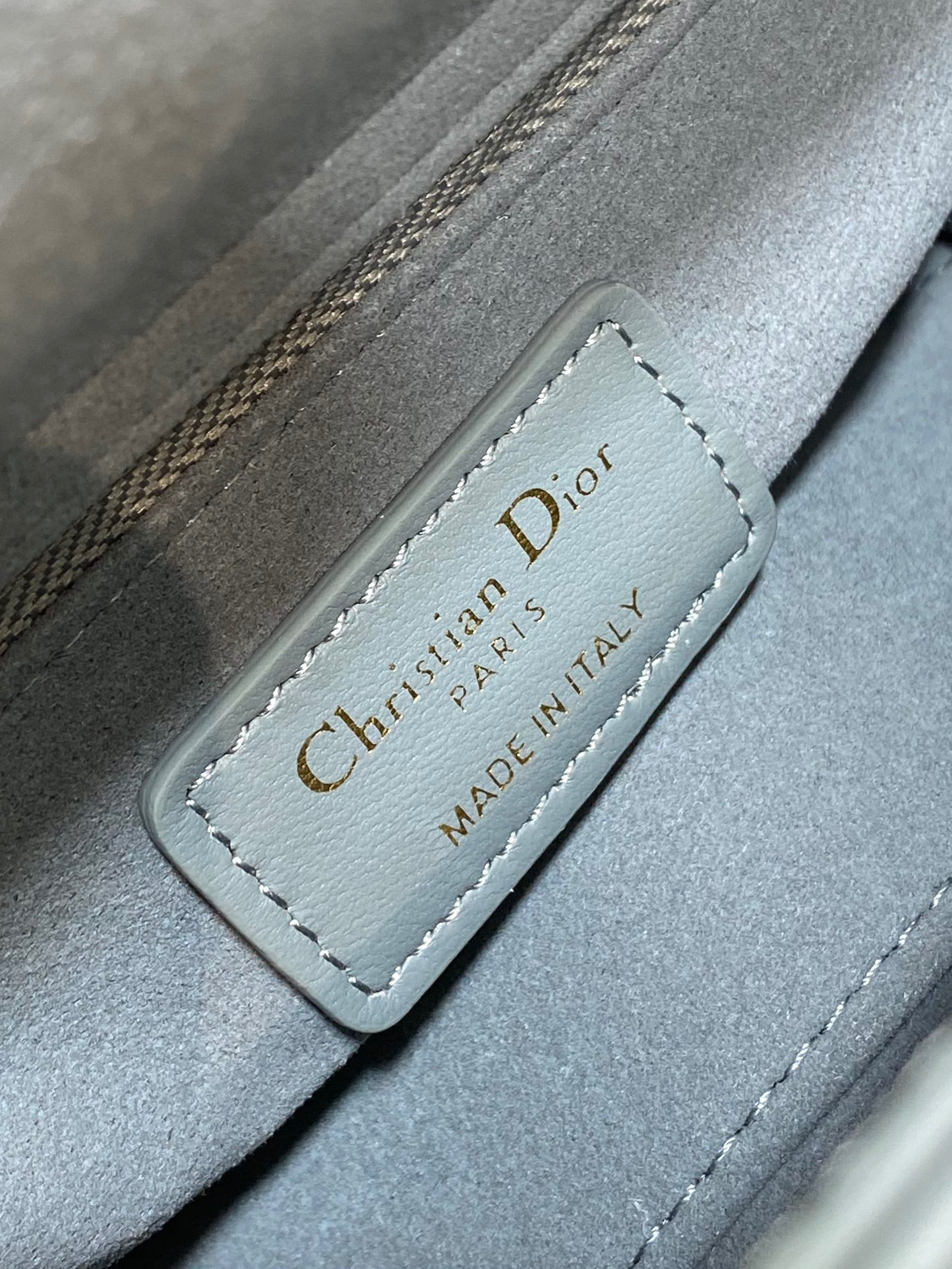 Christian Dior lady Sange Size：17*15*7cm