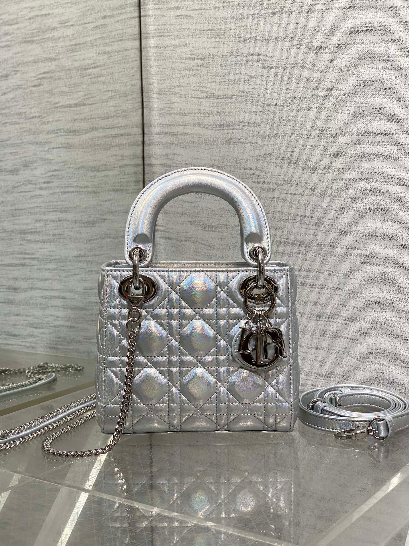 Christian Dior lady Sange Saiz：17*15*7cm