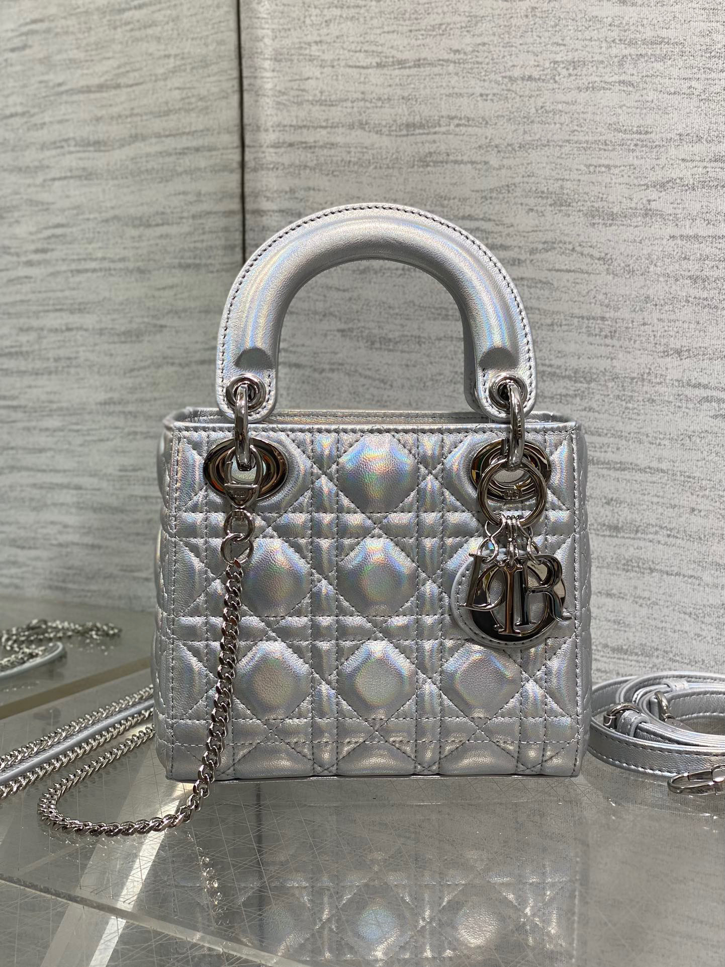Christian Dior lady Sange Saiz：17*15*7cm