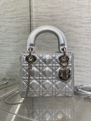 Christian Dior lady Sange Saiz：17*15*7cm