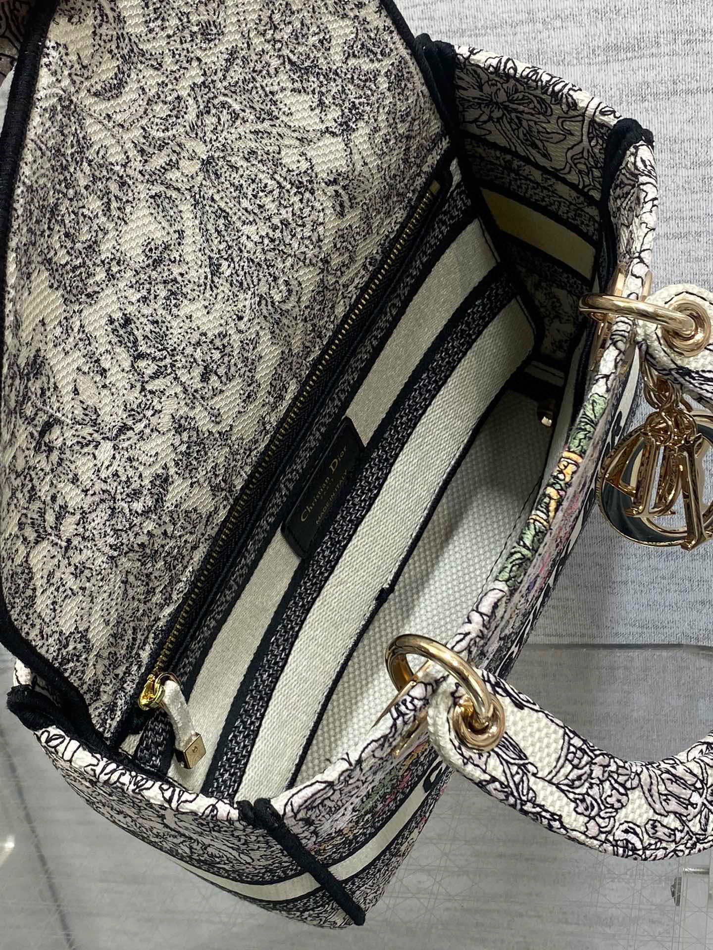 Christian Dior Lady Wuge Dimensioni: 24*11*20cm