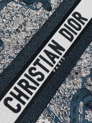 Christian Dior Around the world Size：36*18*28cm