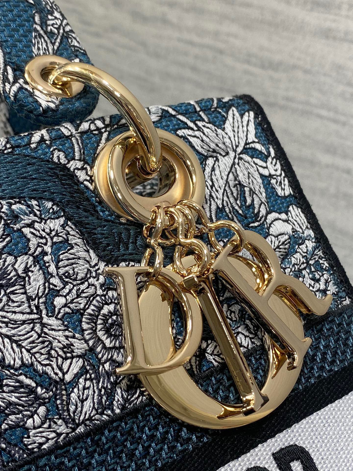 Christian Dior Lady Wuge Größe: 24 * 11 * 20 cm