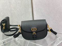 Christian Dior Bobby Bag Größe: 18 * 14 * 5 cm