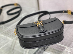 Christian Dior Bobby Bag Größe: 18 * 14 * 5 cm