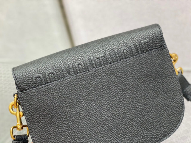 Christian Dior Bobby Bag Größe: 18 * 14 * 5 cm