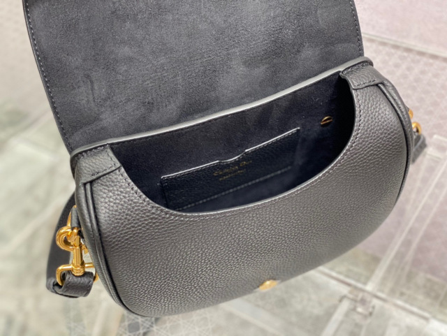 Christian Dior Bobby Bag Größe: 18 * 14 * 5 cm