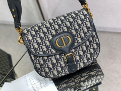 Borsa a tracolla Christian Dior Dimensioni: 18*14*5cm