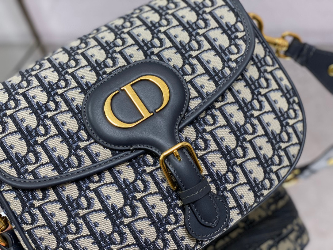 Borsa a tracolla Christian Dior Dimensioni: 18*14*5cm