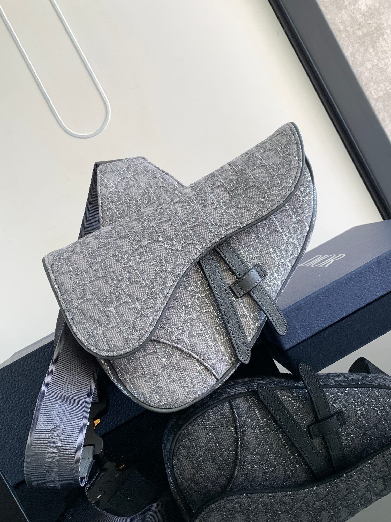 Christian Dior CD斜尺寸：26*19*4.5cm