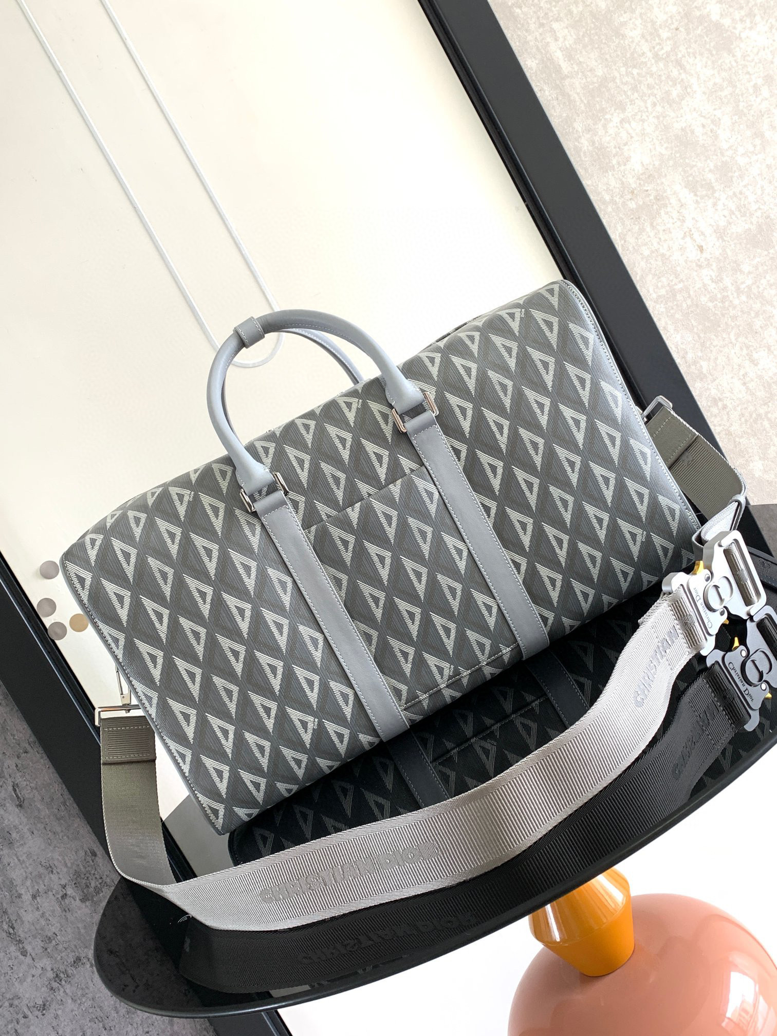 Christian Dior Lingot 包袋 尺寸：50*25*21.5cm