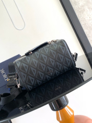 Christian Dior CD Lingot 尺寸：22*10.5*12.5cm