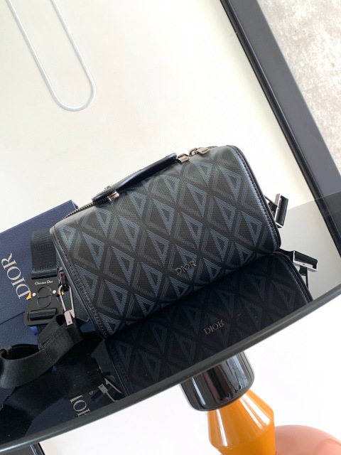 Christian Dior CD Lingot 尺寸：22*10.5*12.5cm