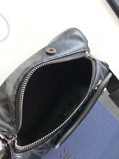 Christian Dior CD Lingot 尺寸：22*10.5*12.5cm