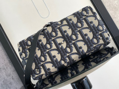 Christian Dior Weekender Tasche Größe: 40*33*22,5 cm