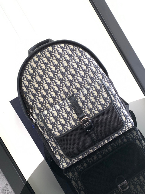 Christian Dior 背包 尺寸：31*41*15cm
