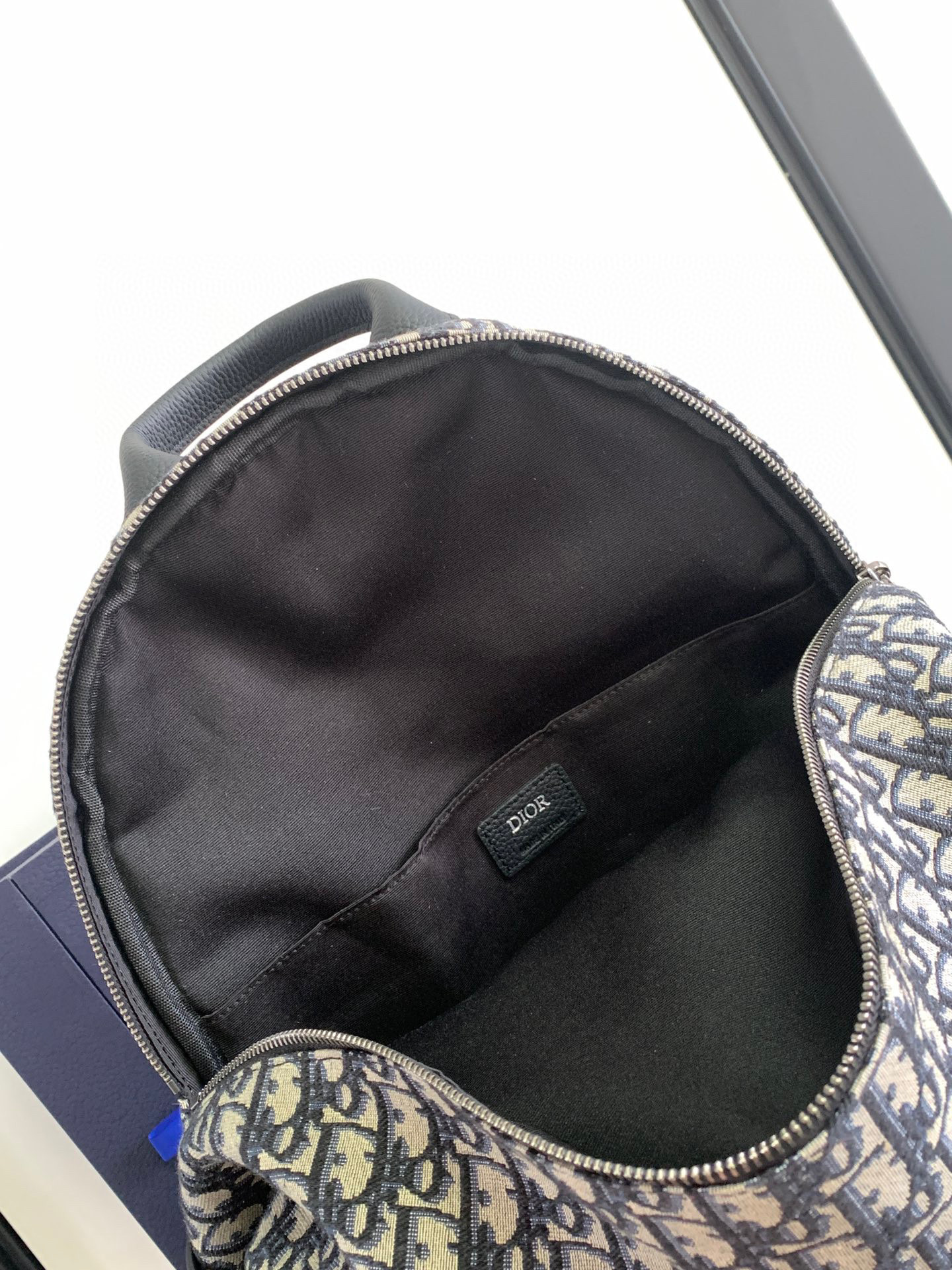 Christian Dior 背包 尺寸：31*41*15cm