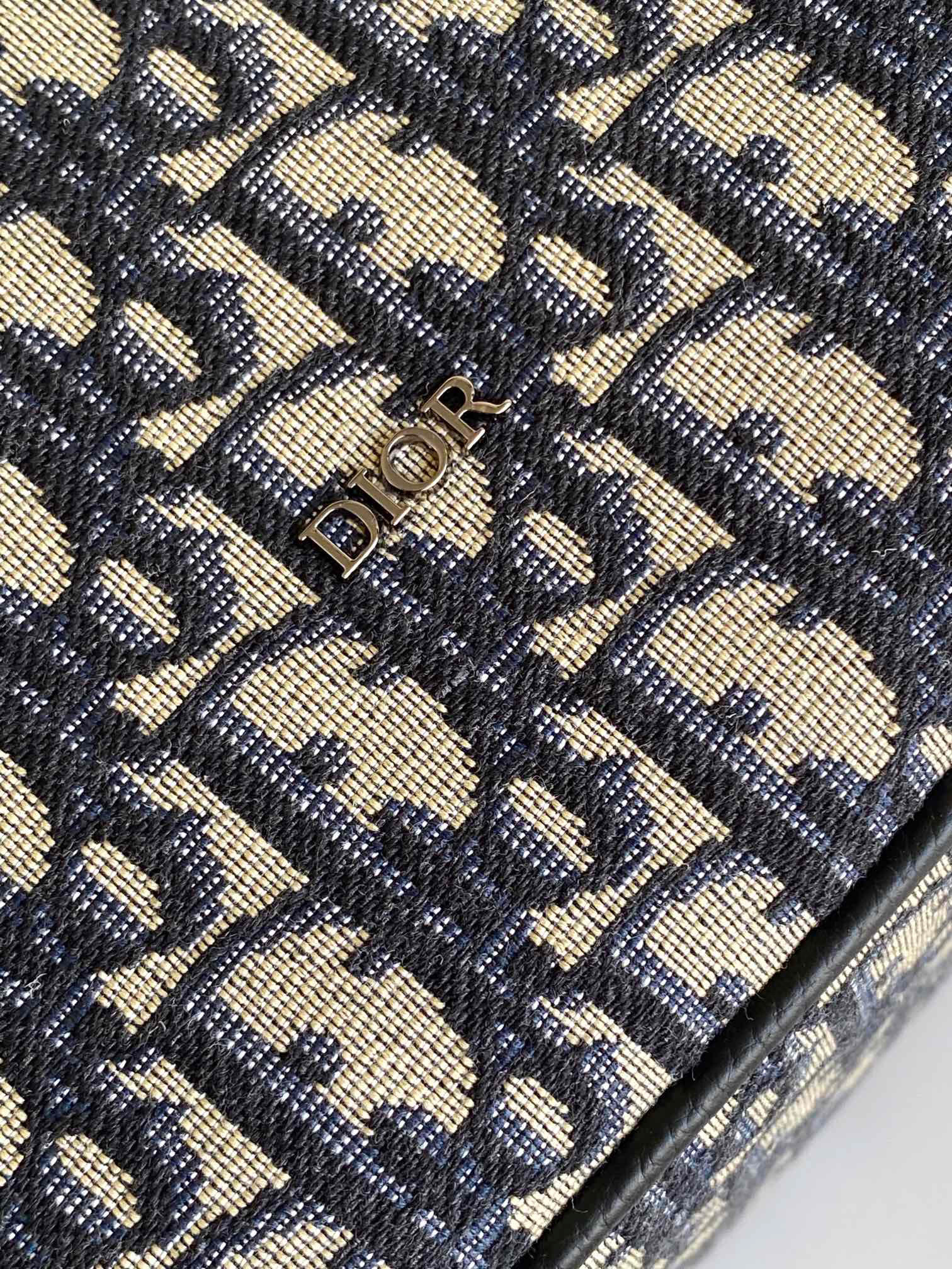 Christian Dior backpack bag  Size：39*42*13cm