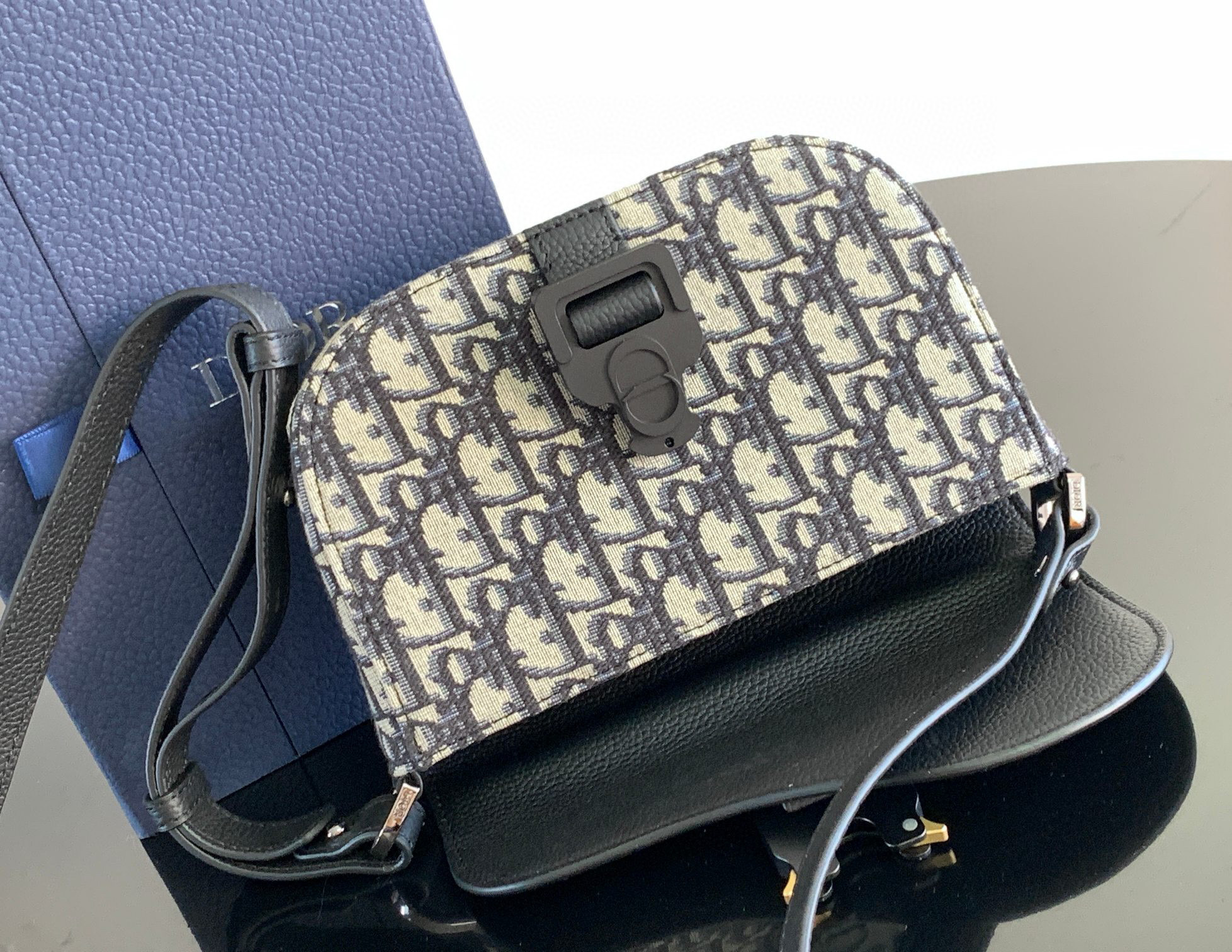 Borsa a mano Saddle di Christian Dior Dimensioni: 19,5*13*4,3 cm