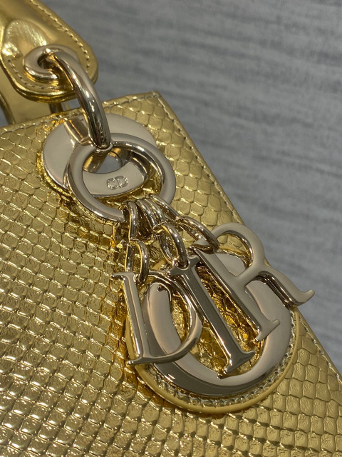Christian Dior lady Sange Saiz：17*15*7cm