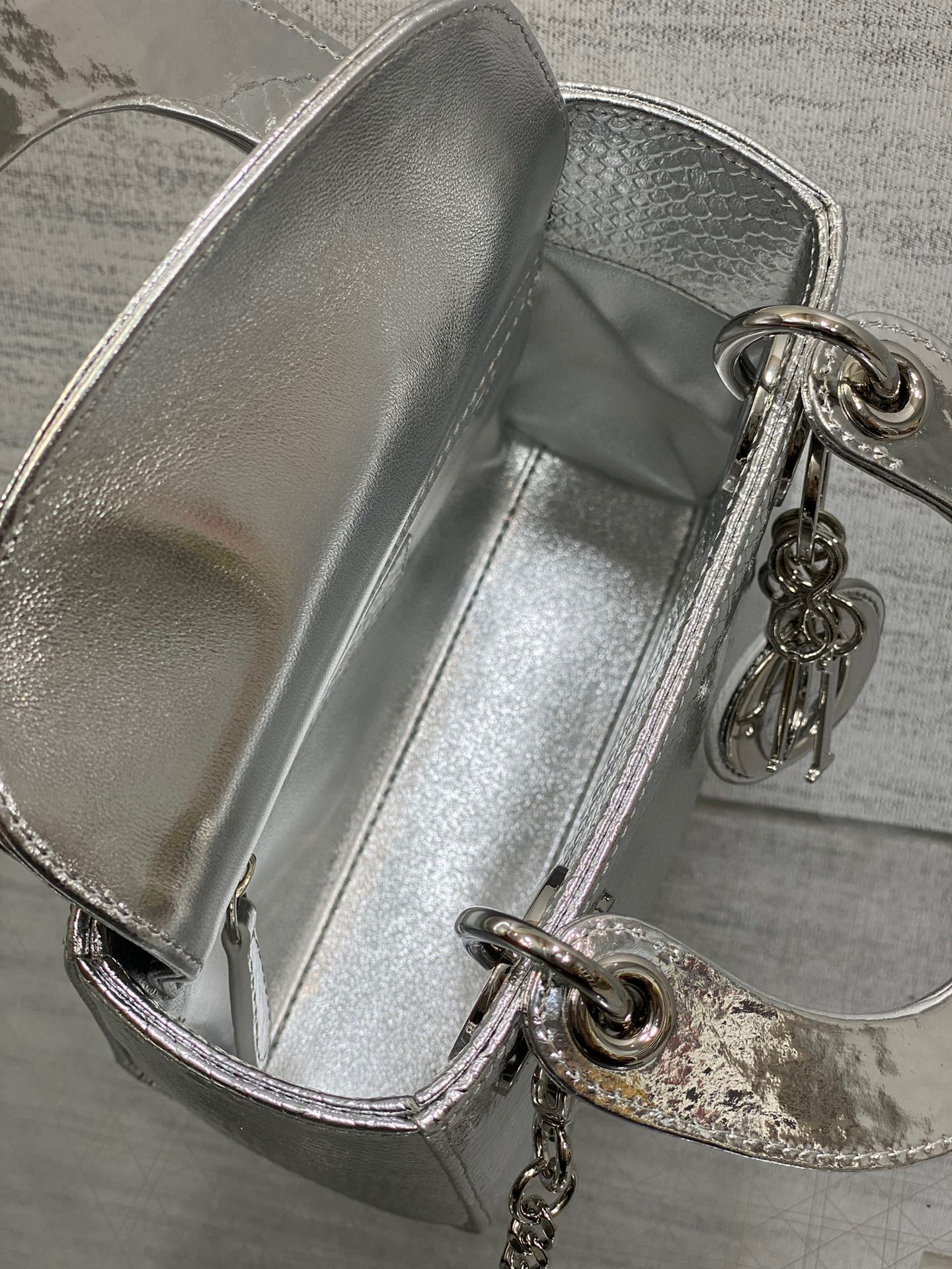 Christian Dior lady Sange Saiz：17*15*7cm