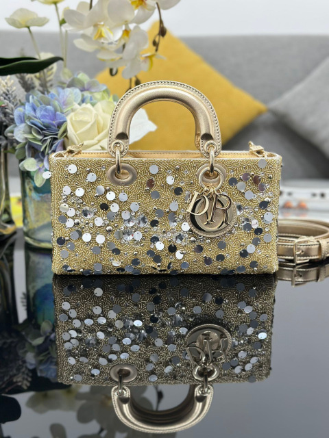 Christian Dior Damen limitierte Auflage Größe: 22 x 11 x 6 cm