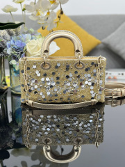 Christian Dior Damen limitierte Auflage Größe: 22 x 11 x 6 cm