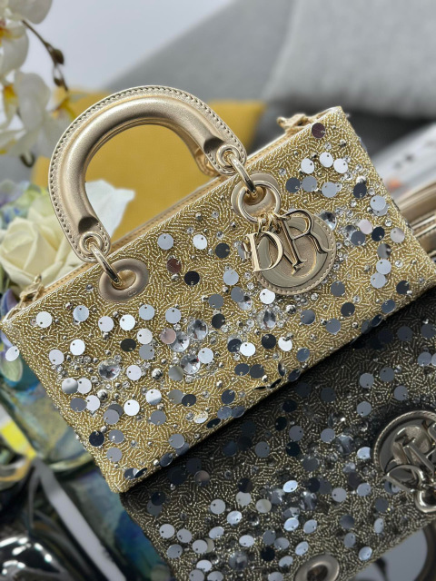 Christian Dior Damen limitierte Auflage Größe: 22 x 11 x 6 cm