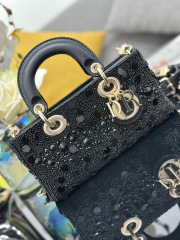 Christian Dior lady edisi terhad Saiz：22*11*6cm