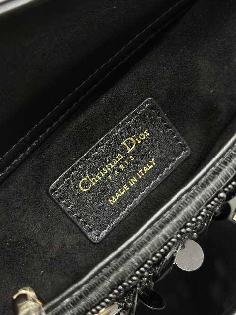 Christian Dior lady edisi terhad Saiz：22*11*6cm