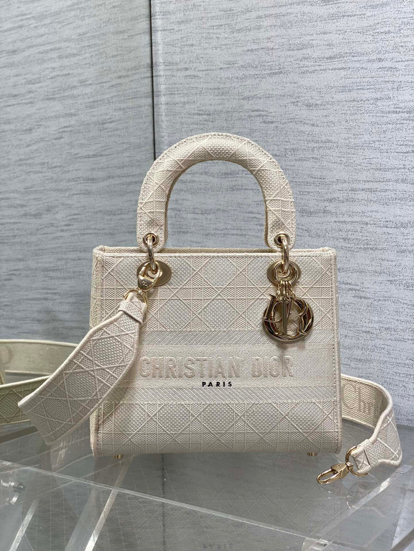 Christian Dior Lady Wuge Größe: 24 * 11 * 20 cm