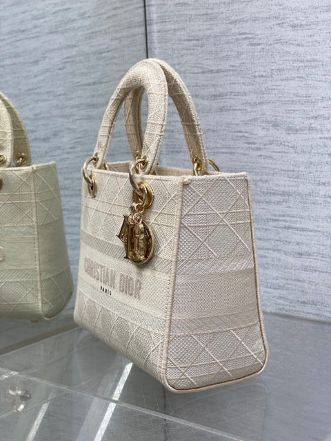 Christian Dior Lady Wuge Größe: 24 * 11 * 20 cm