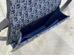 Christian Dior Montaigne Tasche Größe: 24 x 17 x 8 cm