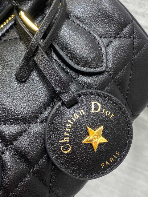 Christian Dior Groove Tasche Größe: 17 x 10 x 8 cm