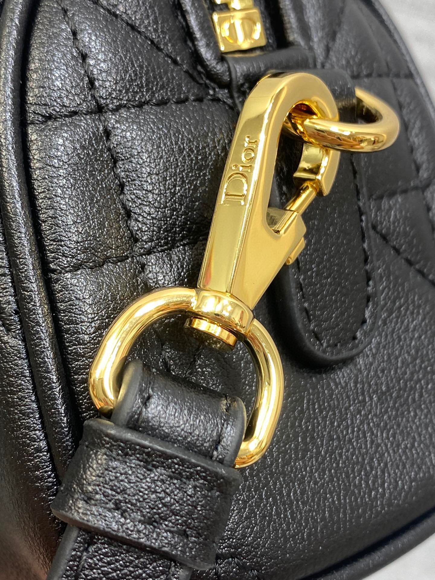 Christian Dior Groove Tasche Größe: 17 x 10 x 8 cm