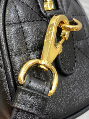 Christian Dior Groove Tasche Größe: 17 x 10 x 8 cm