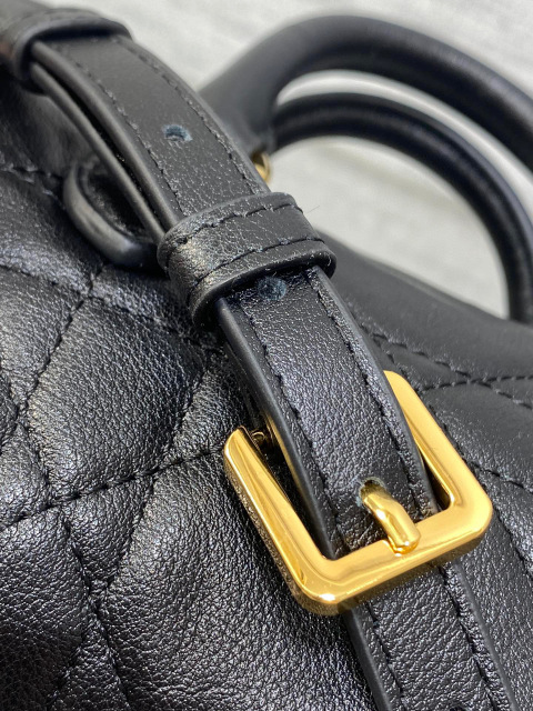 Christian Dior Groove Tasche Größe: 17 x 10 x 8 cm