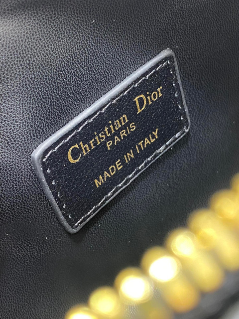 Christian Dior Groove Tasche Größe: 17 x 10 x 8 cm