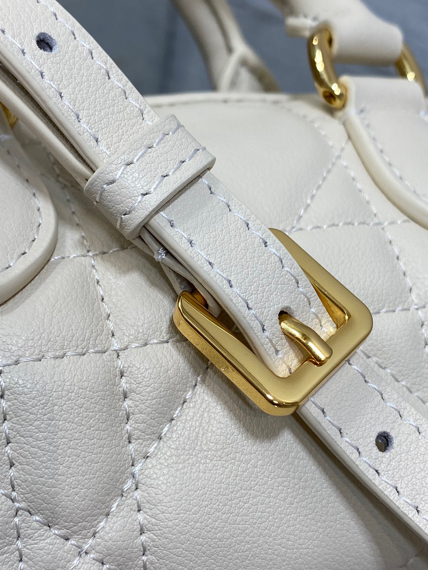 Christian Dior Groove Tasche Größe: 17 x 10 x 8 cm
