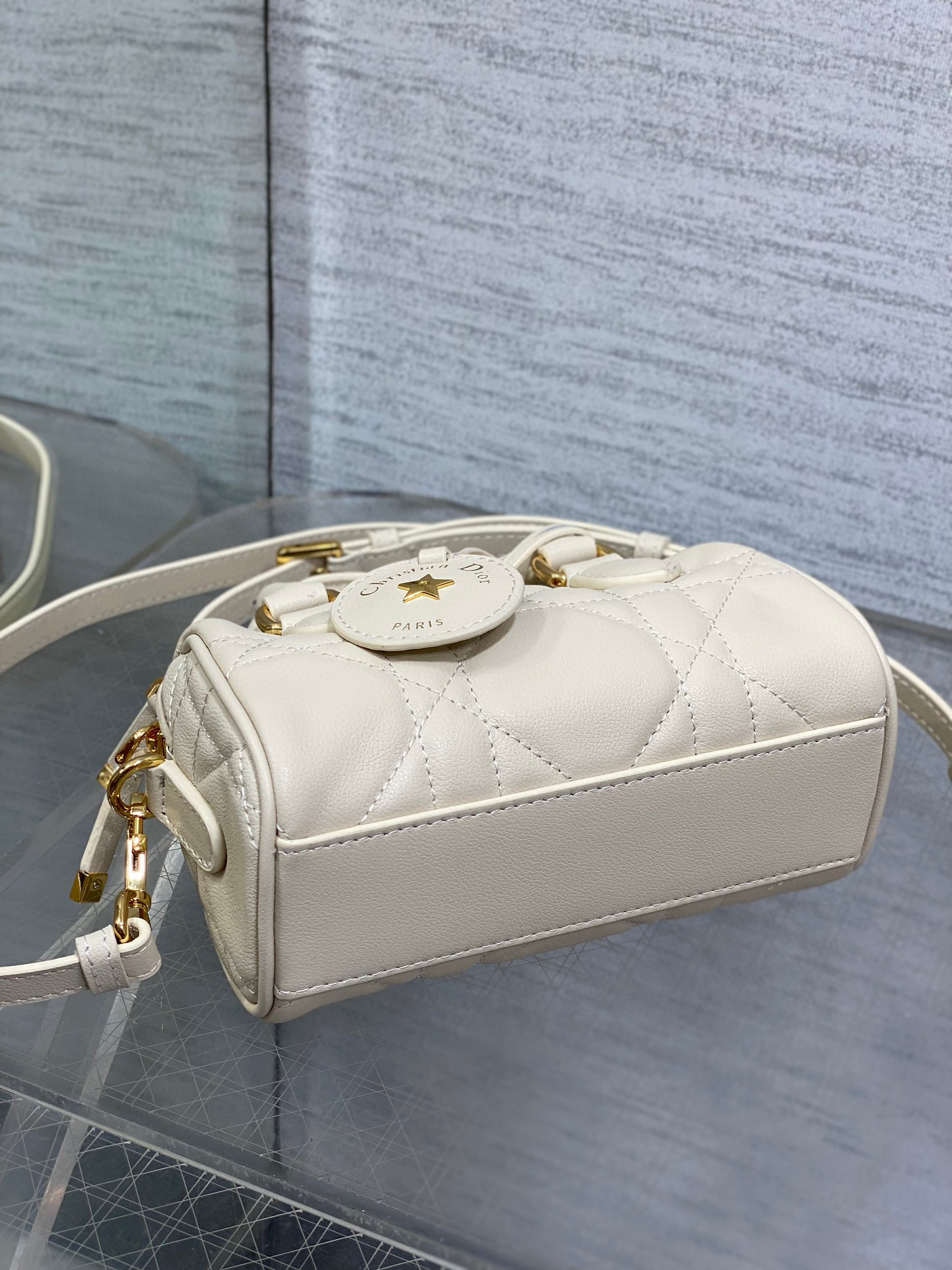 Christian Dior Groove Tasche Größe: 17 x 10 x 8 cm