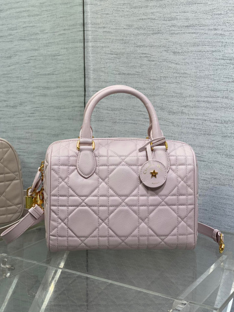 Christian Dior Groove Tasche Größe: 25 x 19 x 16 cm