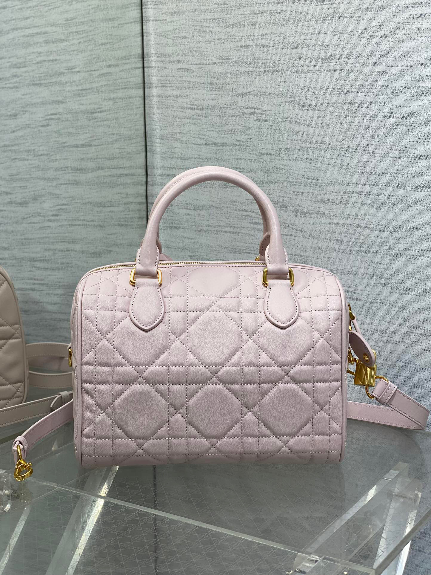 Christian Dior Groove Tasche Größe: 25 x 19 x 16 cm