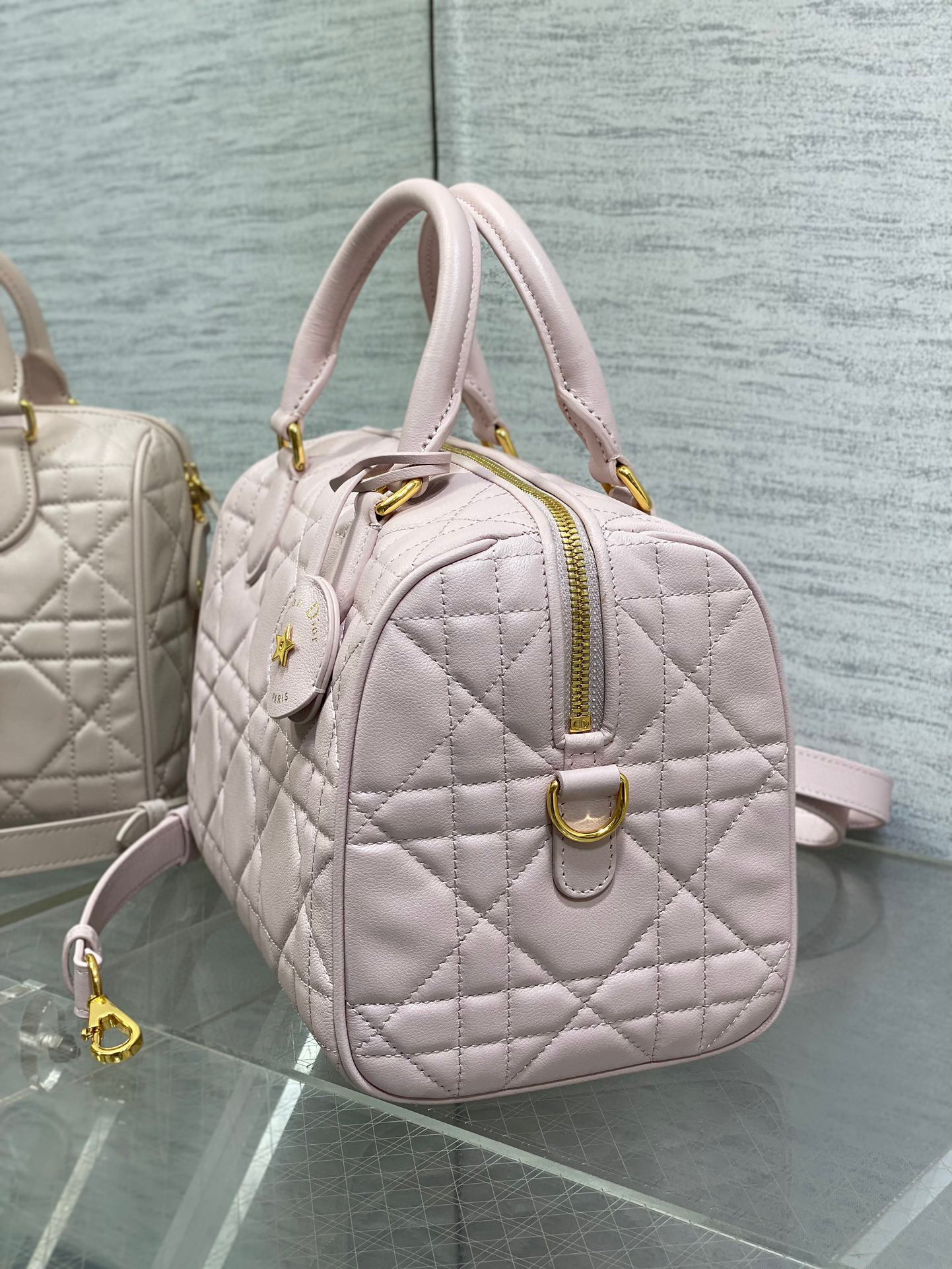 Christian Dior Groove Tasche Größe: 25 x 19 x 16 cm